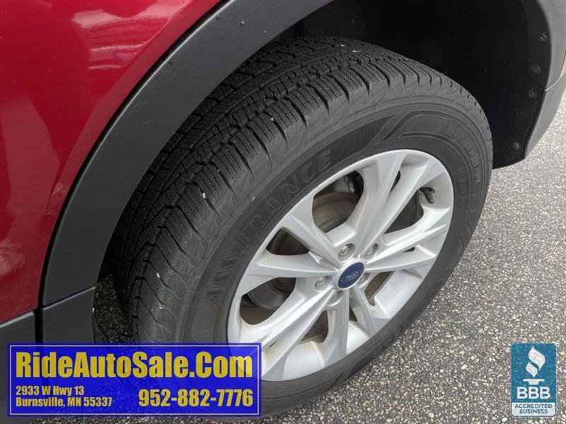 Used 2017 Ford Escape SE w/ Equipment Group 201A AWD/4WD image 27