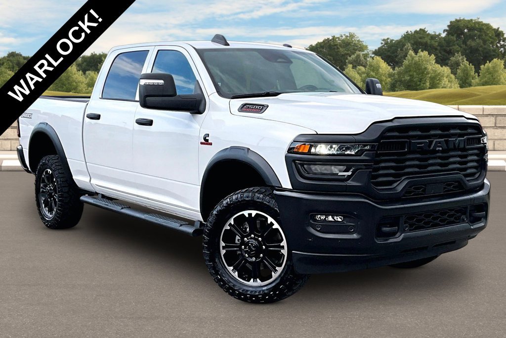 Used 2026 RAM 2500 Warlock AWD/4WD image 2