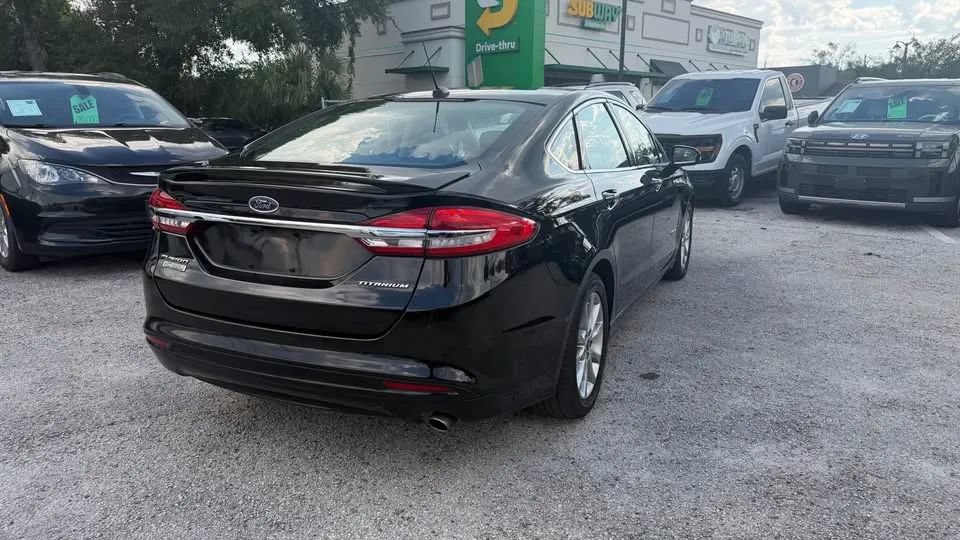 Used 2017 Ford Fusion Energi Titanium FWD image 16