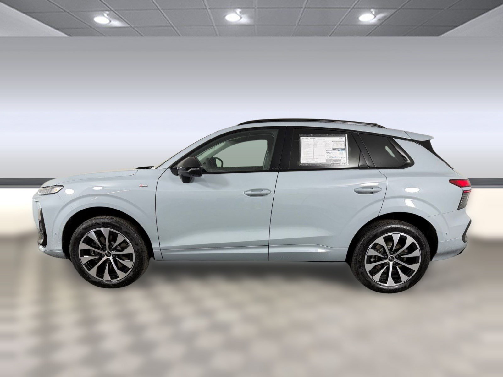 New 2026 Audi Q3 quattro 2.0T w/ Driver Assistance Package AWD/4WD image 2