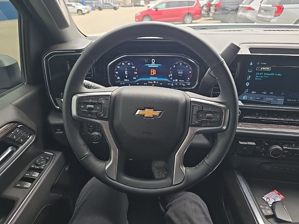 Used 2025 Chevrolet Silverado 2500 LTZ w/ LTZ Plus Package image 19