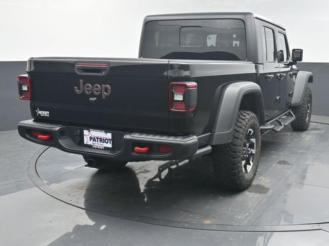 Used 2024 Jeep Gladiator Rubicon w/ Technology Group AWD/4WD image 5