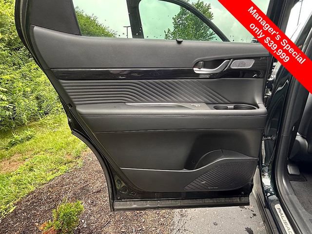 Used 2024 Hyundai Palisade Calligraphy image 21