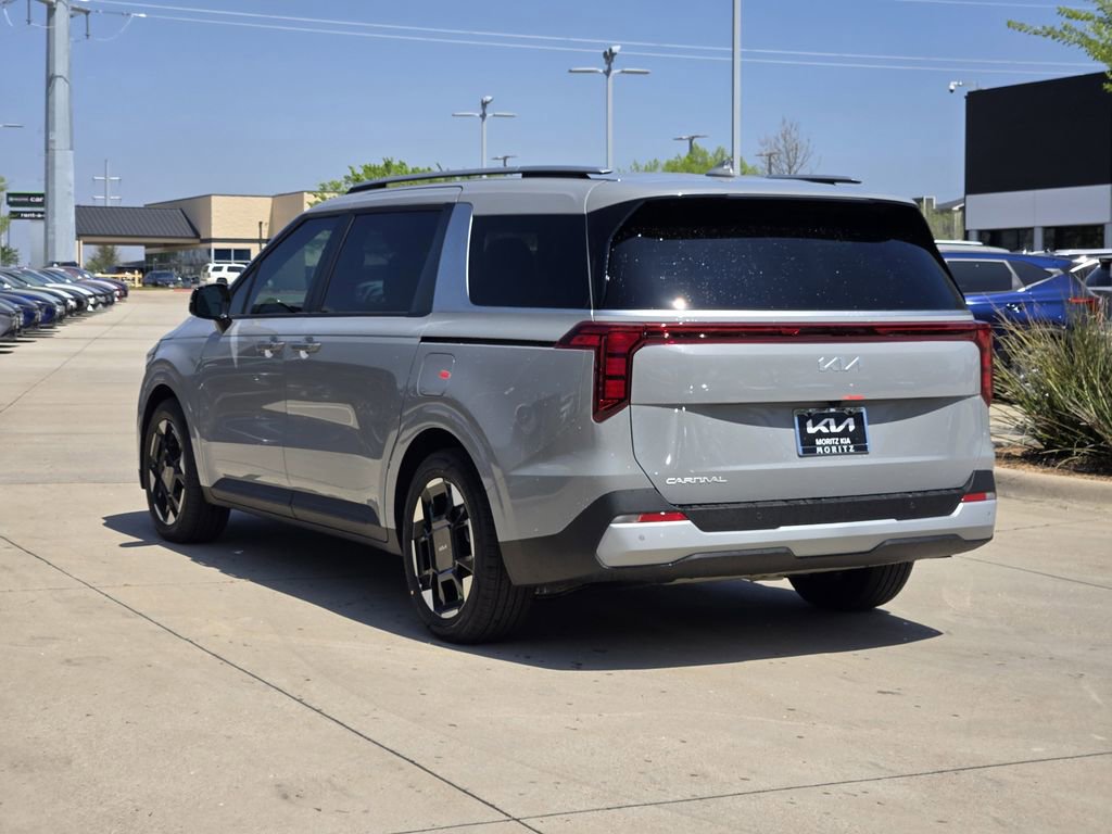 New 2026 Kia Carnival EX image 3