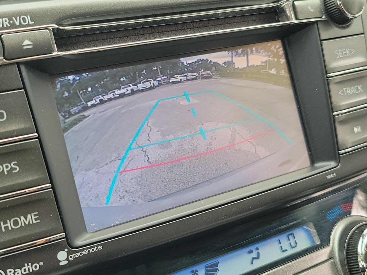 Used 2014 Toyota RAV4 XLE FWD image 24