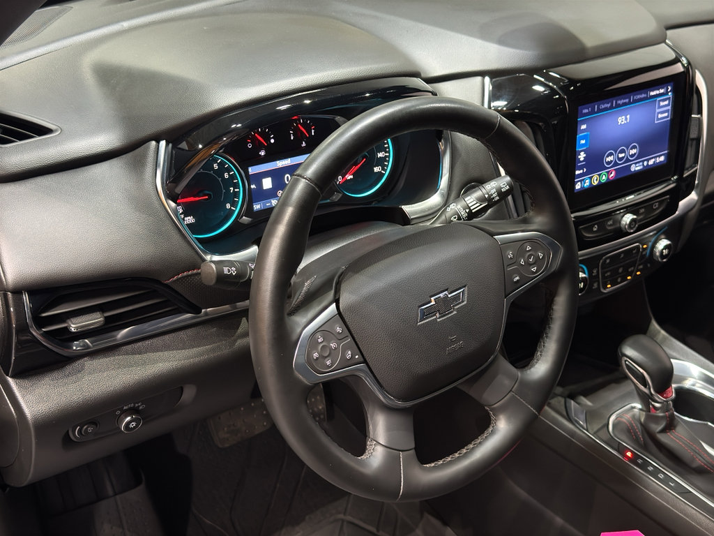 Used 2024 Chevrolet Traverse RS w/ LPO, Floor Liner Package AWD/4WD image 18