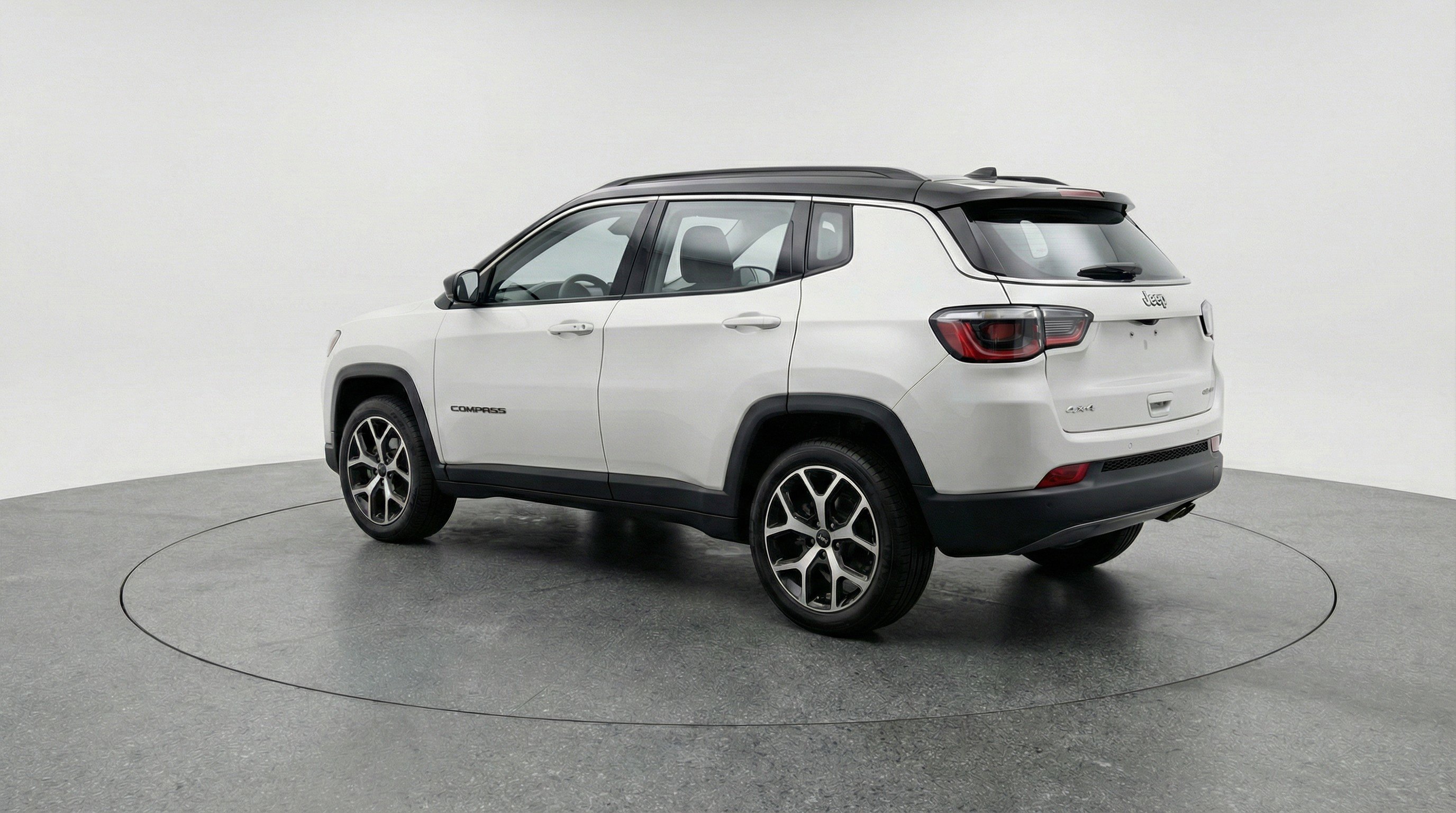 Used 2025 Jeep Compass Limited image 6