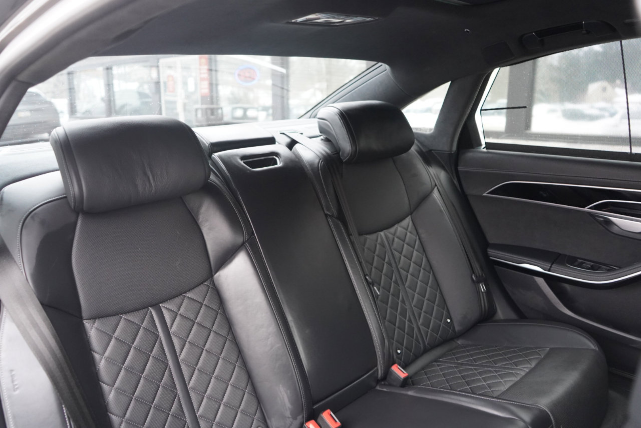 Used 2022 Audi S8 w/ S8 Comfort Plus Package image 49