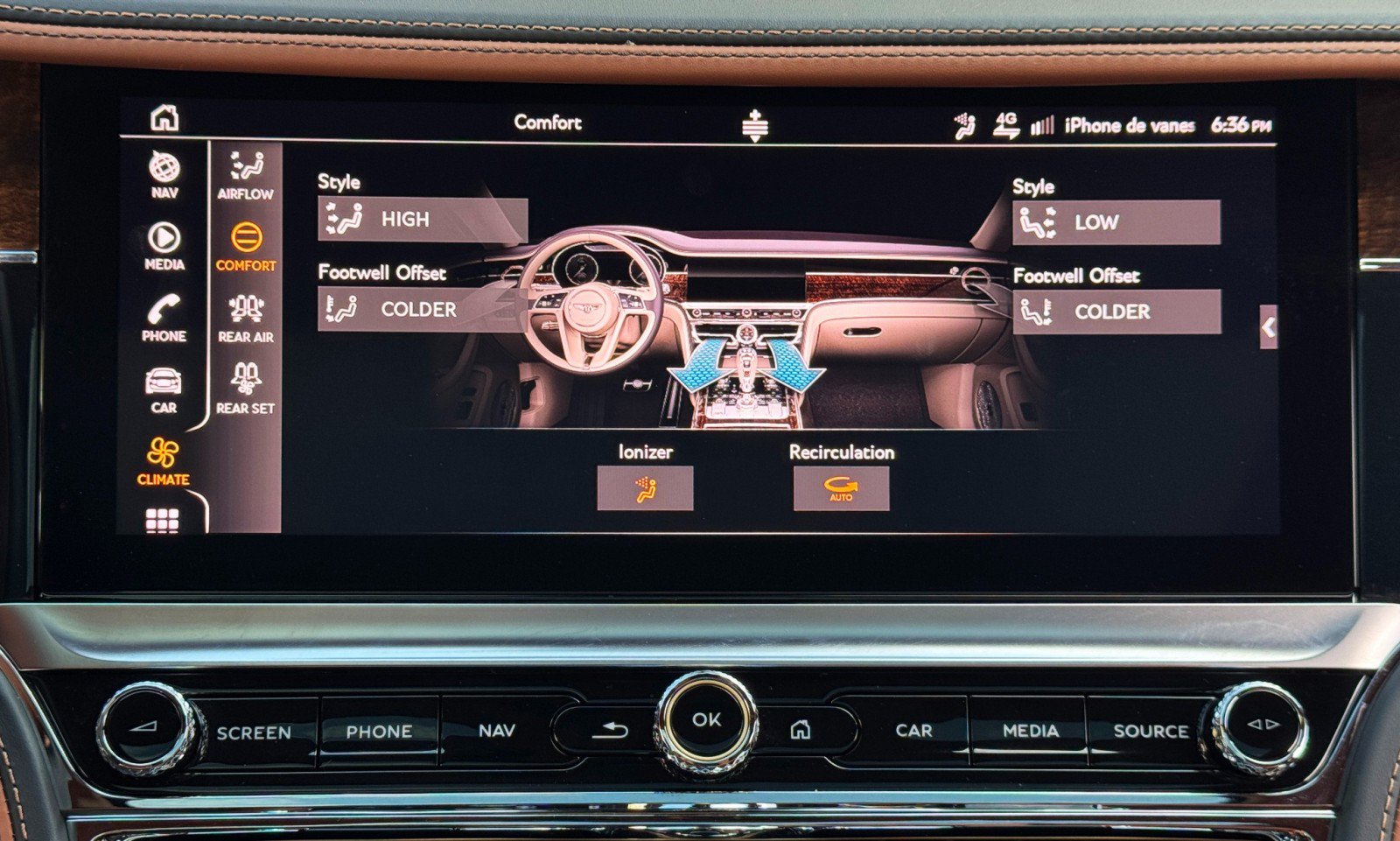 Used 2023 Bentley Flying Spur Azure AWD/4WD image 32
