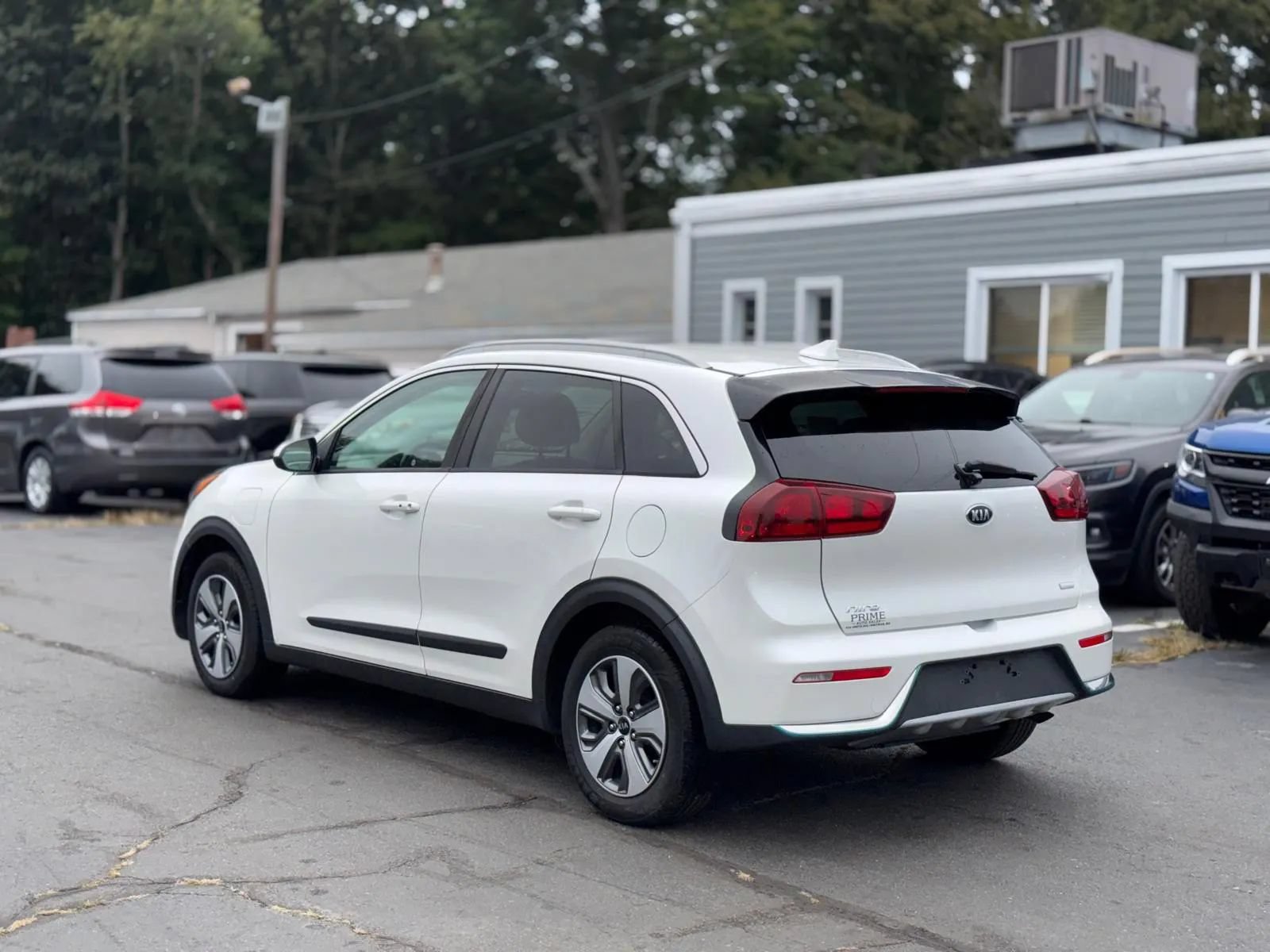 Used 2019 Kia Niro LX FWD image 6