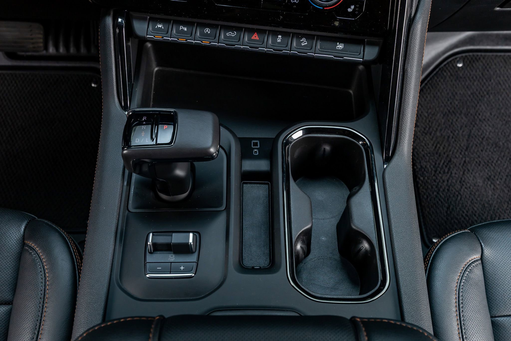 Used 2022 GMC Sierra 1500 AT4 w/ AT4 Premium Package AWD/4WD image 27