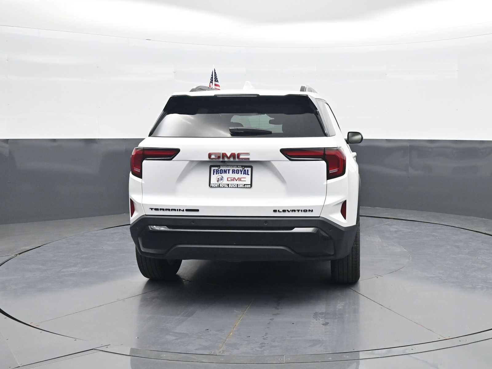 Used 2026 GMC Terrain Elevation w/ Elevation Premium Package AWD/4WD image 6