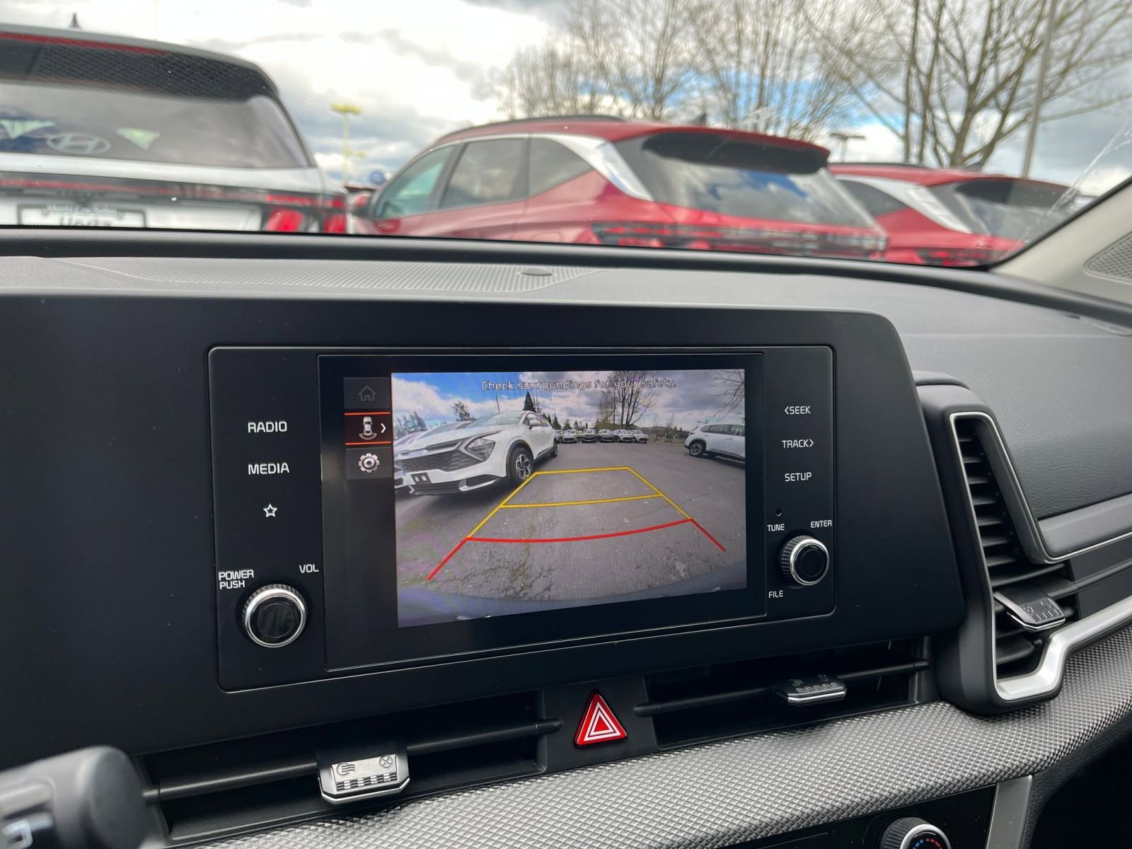 Used 2025 Kia Sportage LX image 25