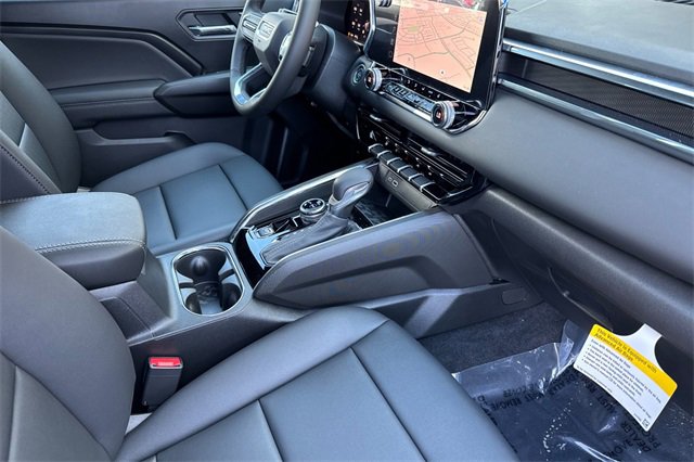 New 2025 GMC Canyon Elevation w/ Convenience Package image 17