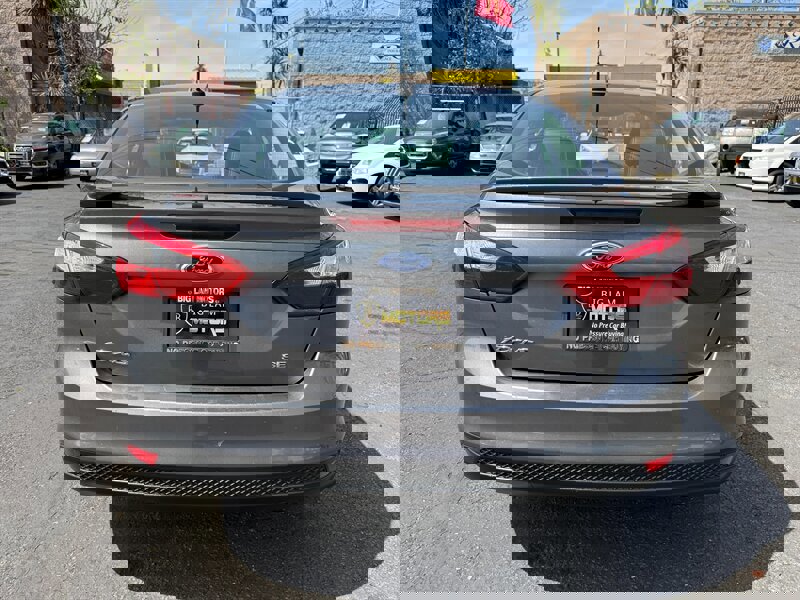 Used 2013 Ford Focus SE image 6