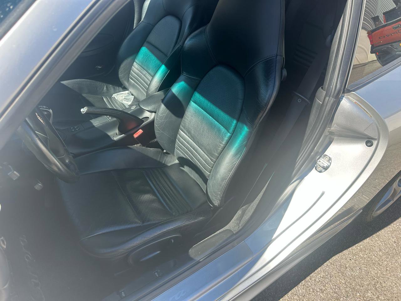 Used 2004 Porsche 911 Carrera image 9