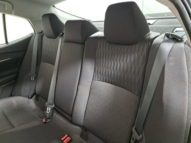 Used 2025 Toyota Camry LE FWD image 12