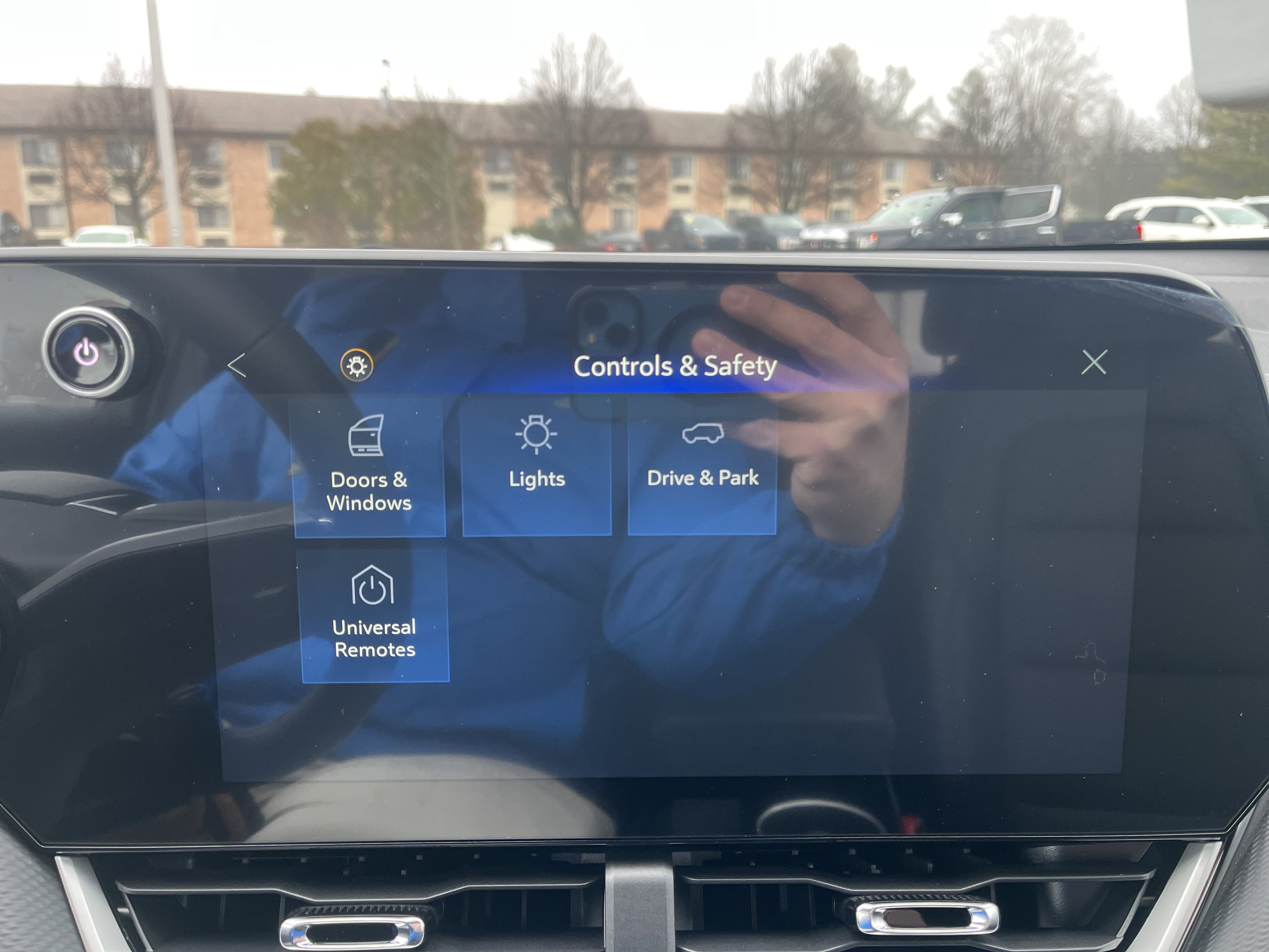 New 2026 Chevrolet Equinox LT w/ Convenience Package II image 13