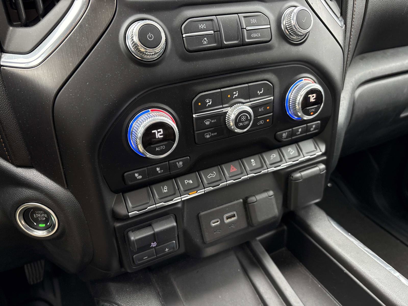 Certified 2021 GMC Sierra 2500 AT4 w/ AT4 Premium Plus Package image 24