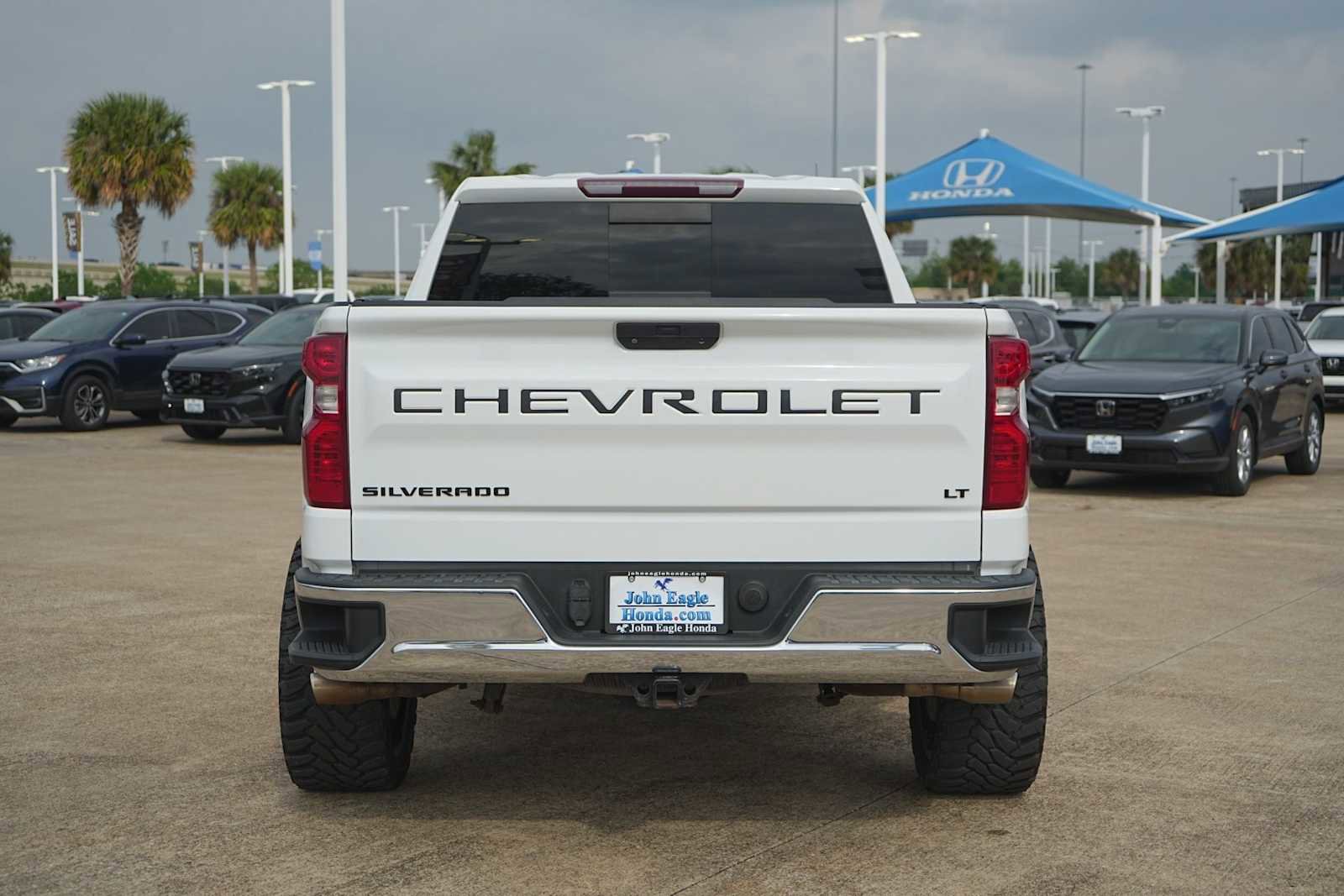Used 2019 Chevrolet Silverado 1500 LT w/ All-Star Edition AWD/4WD image 5