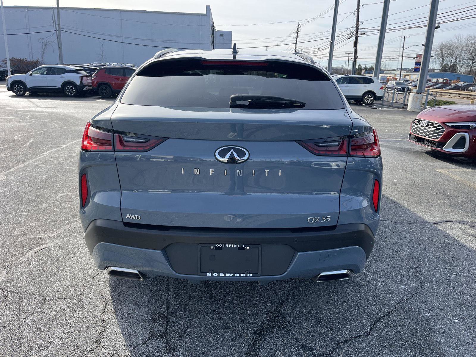 Certified 2025 INFINITI QX55 Luxe image 4