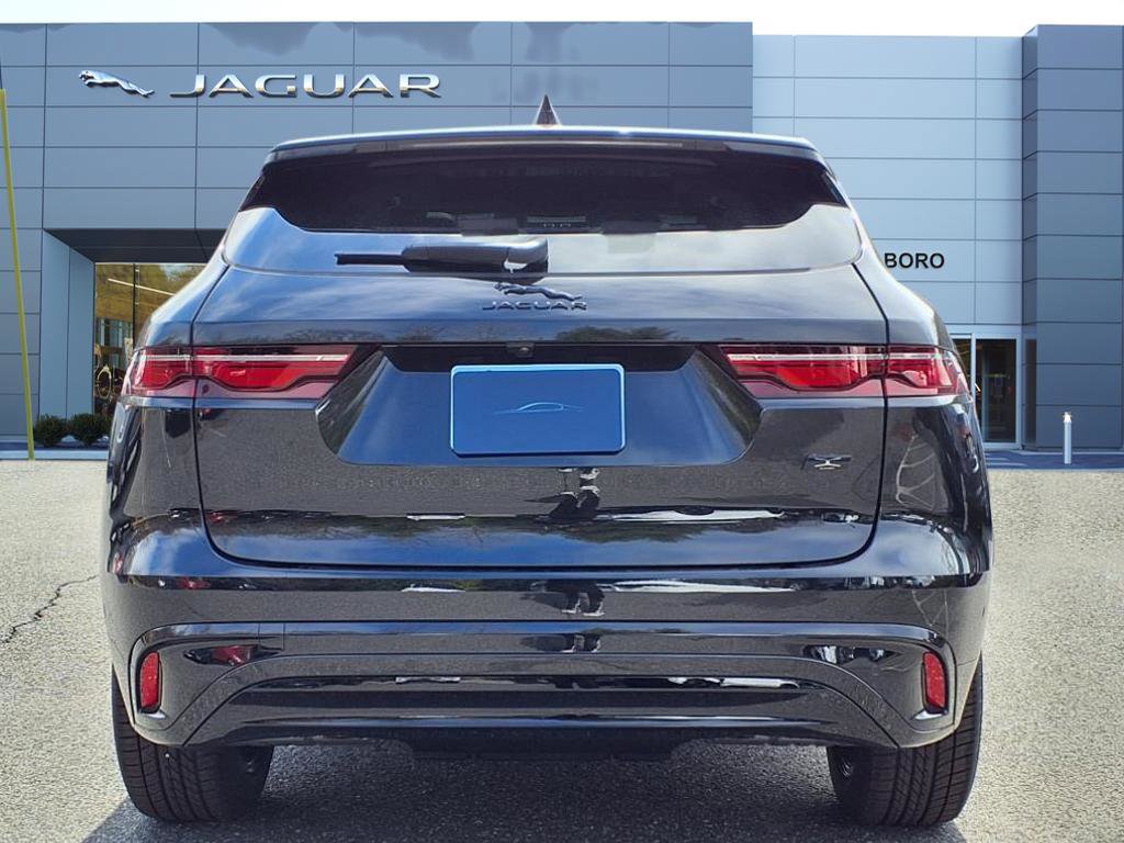 New 2026 Jaguar F-PACE R-Dynamic S image 7