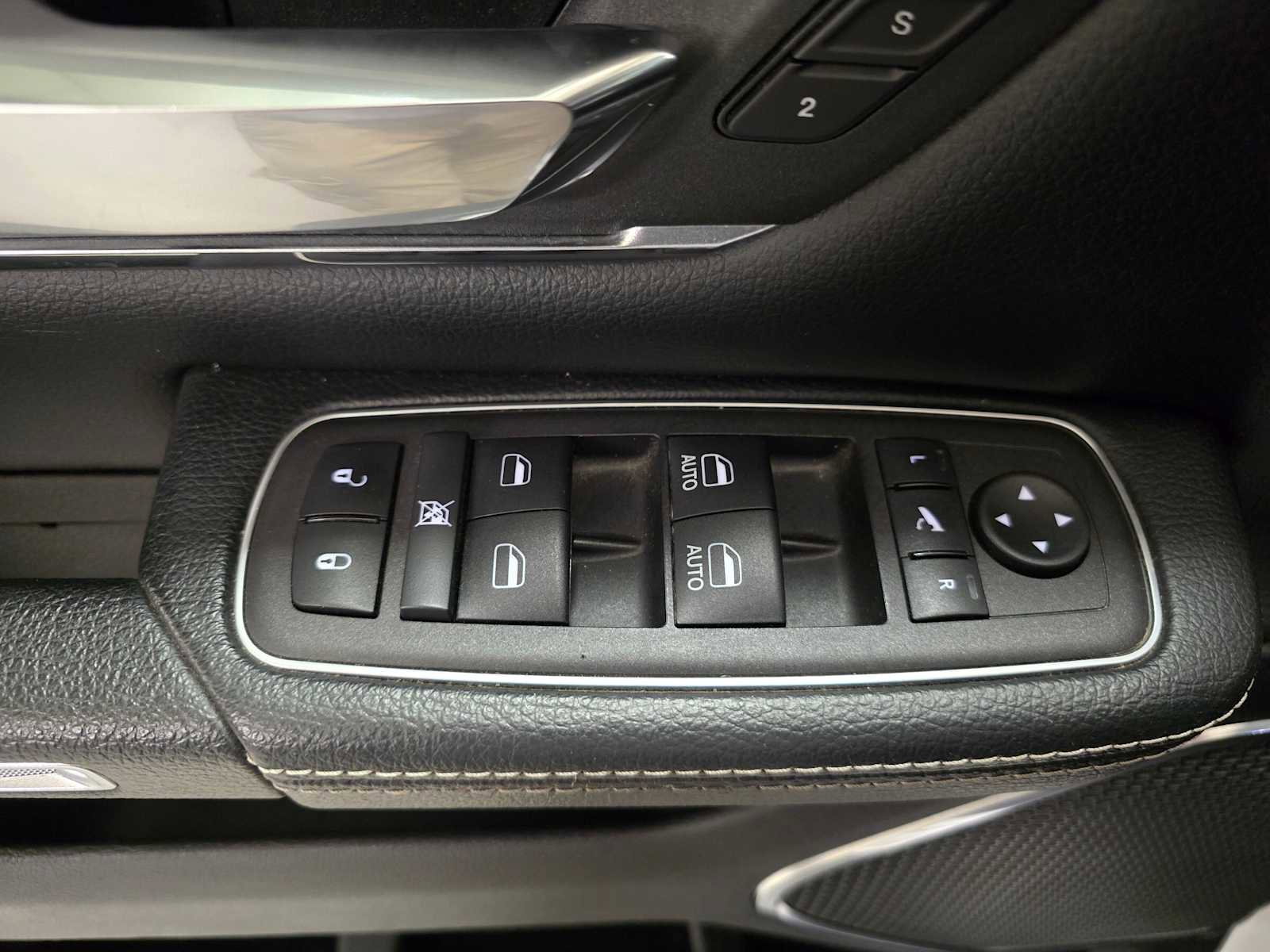 Used 2024 RAM 1500 Laramie image 25