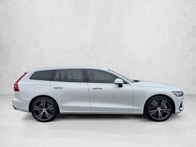 Used 2019 Volvo V60 T6 Inscription image 4