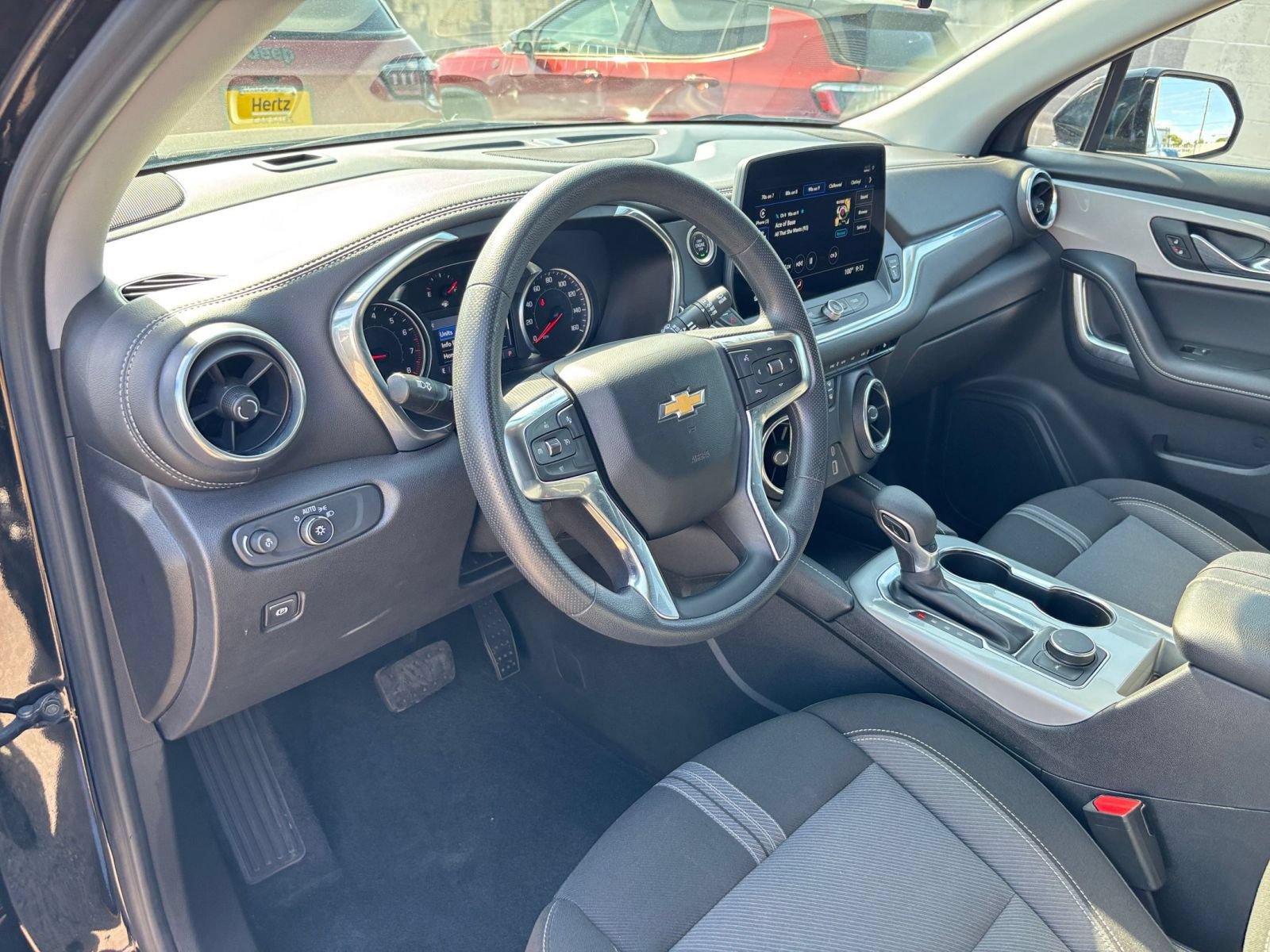 Used 2025 Chevrolet Blazer LT FWD image 35