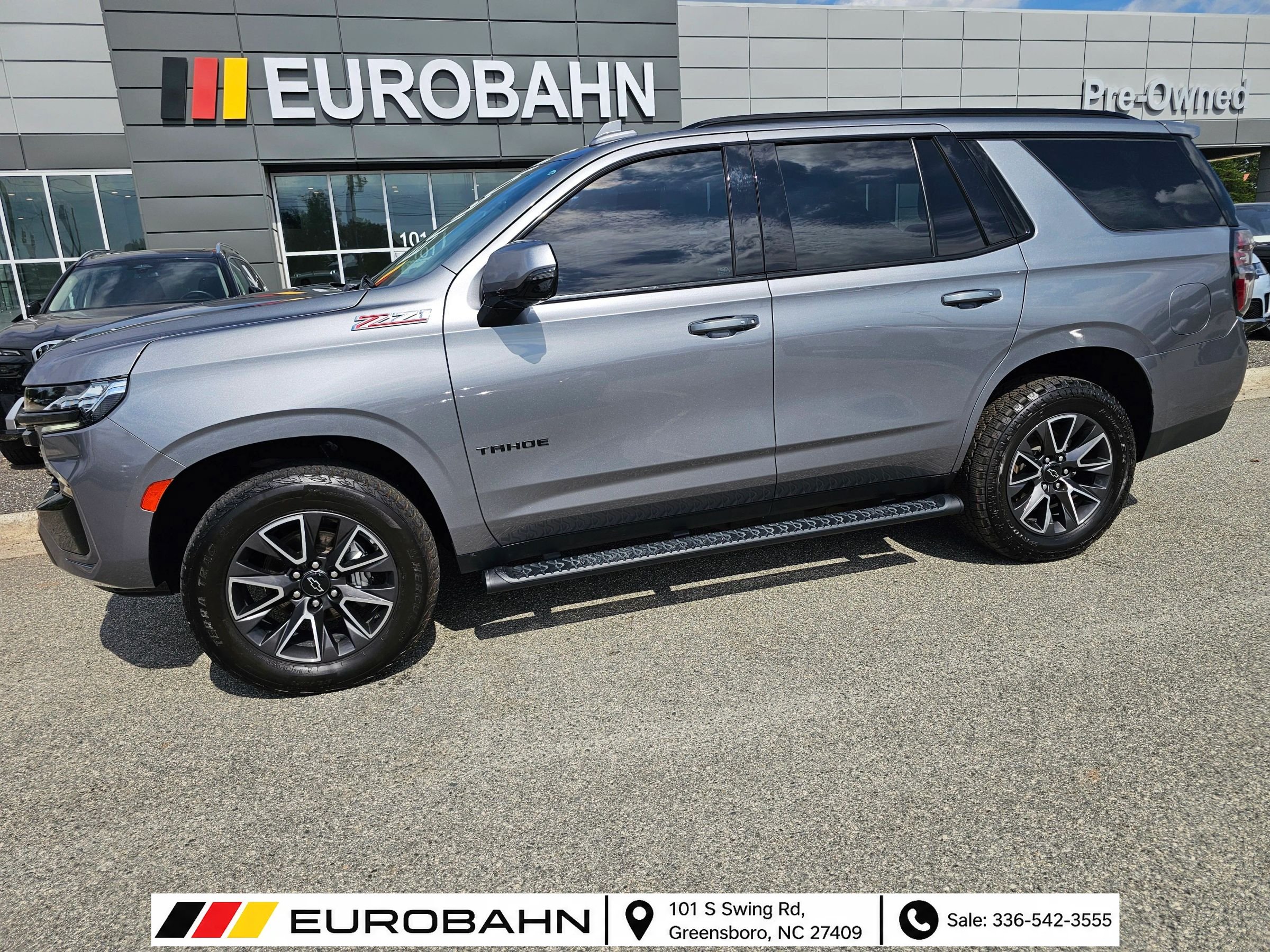 Used 2022 Chevrolet Tahoe Z71 w/ Z71 Off-Road Package AWD/4WD image 10