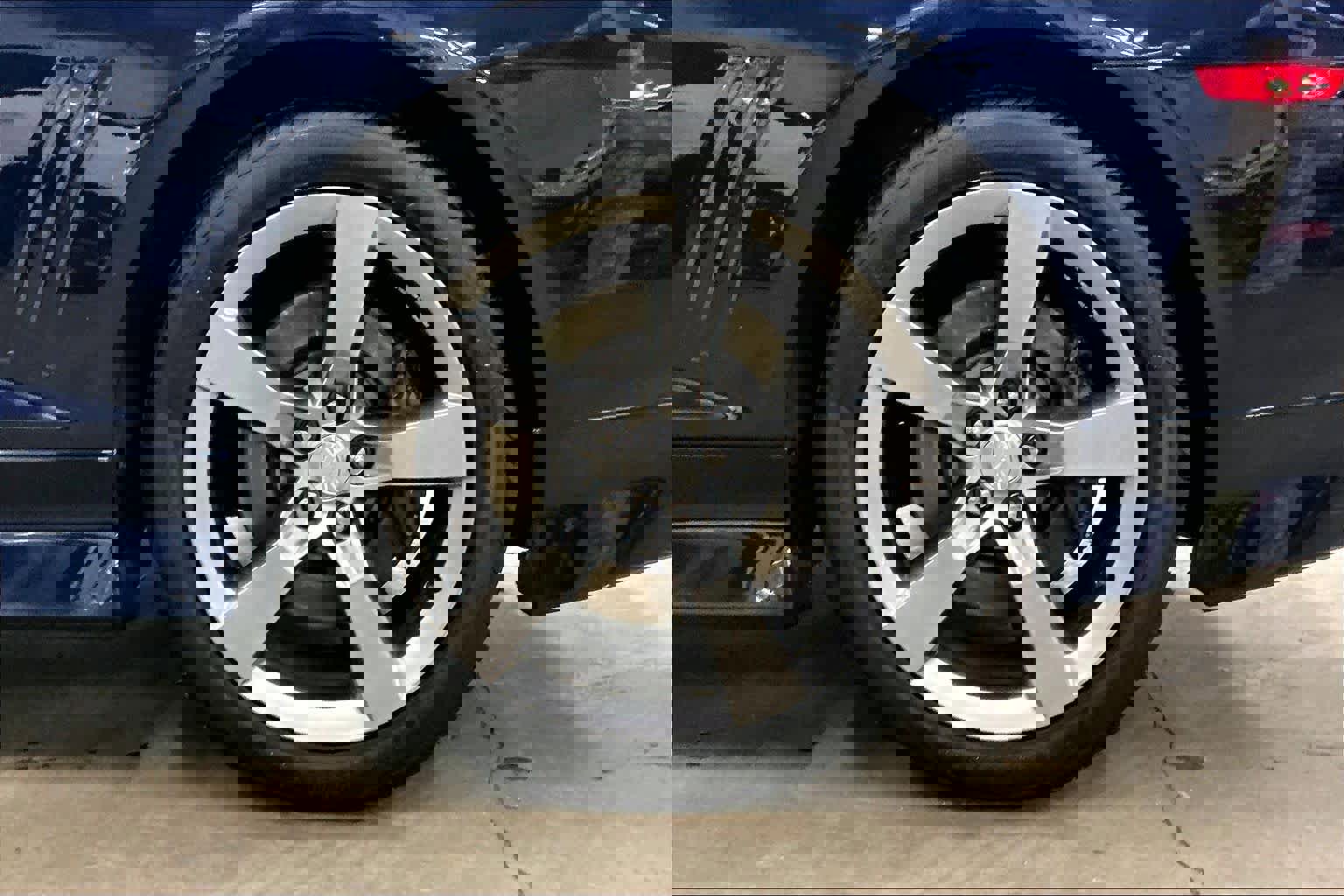 Used 2010 Chevrolet Camaro SS w/ LPO, Ground Effects Package image 12