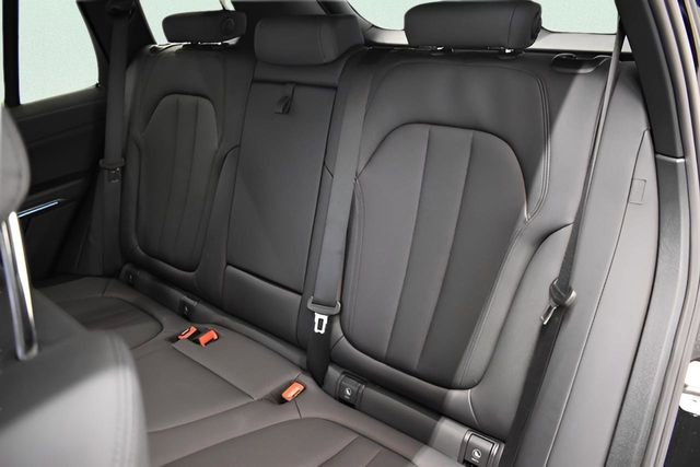 Used 2022 BMW X5 xDrive45e image 7