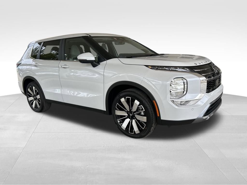 New 2026 Mitsubishi Outlander SE video 2