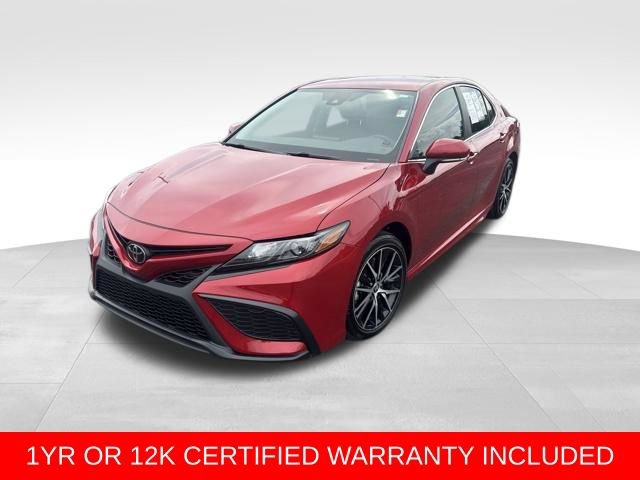 Used 2024 Toyota Camry SE w/ Convenience Package FWD image 1
