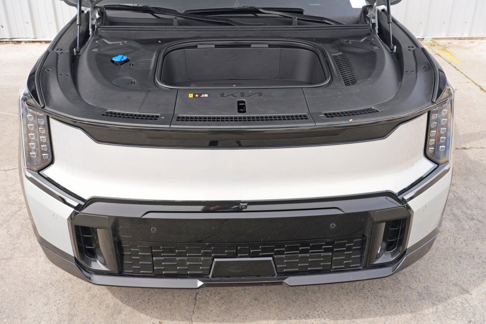 Used 2024 Kia EV9 GT-Line image 8