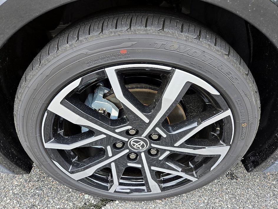 New 2025 Toyota Prius Plug-In Hybrid image 20