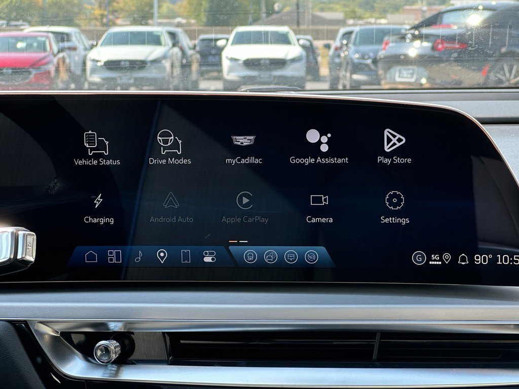 New 2026 Cadillac Lyriq Luxury image 10