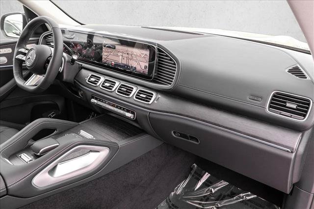 New 2026 Mercedes-Benz GLS 450 4MATIC image 28