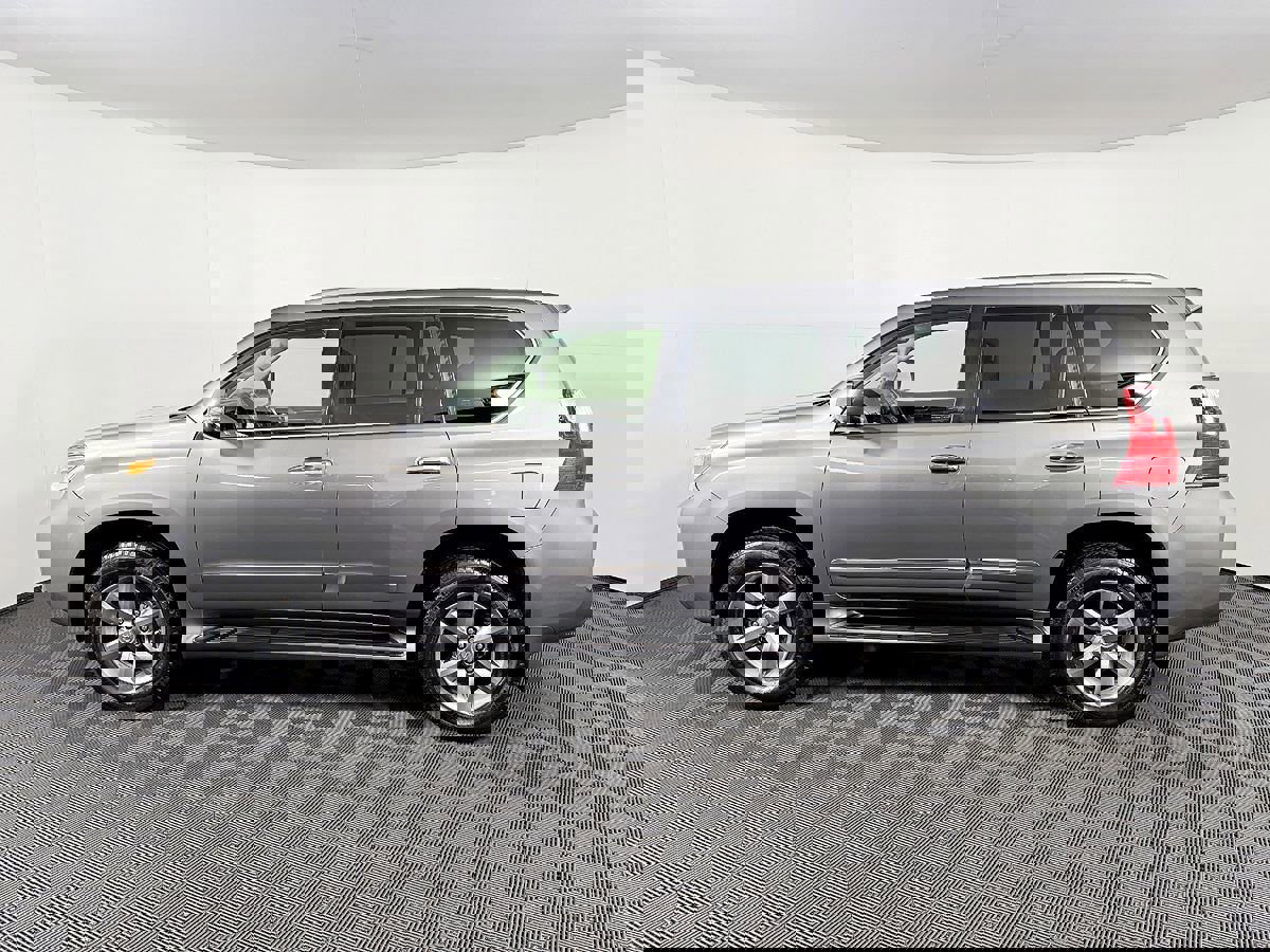 Used 2012 Lexus GX 460 Premium image 12