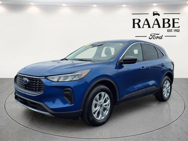 Used 2023 Ford Escape Active image 3