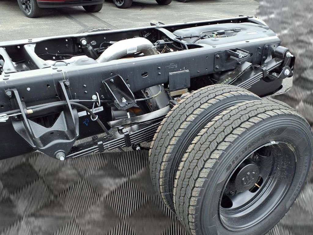 New 2026 RAM 5500 Tradesman AWD/4WD image 19