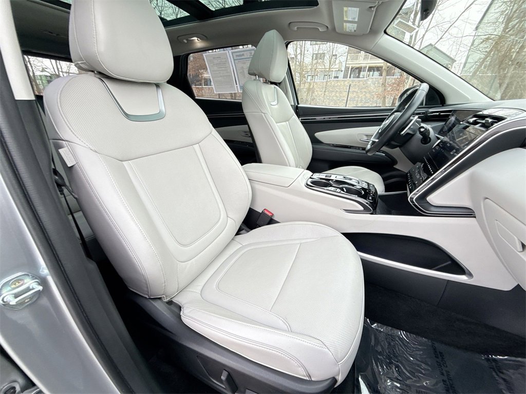 Used 2023 Hyundai Tucson Limited image 24