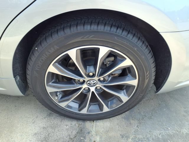 Used 2018 Toyota Avalon XLE Premium FWD image 19