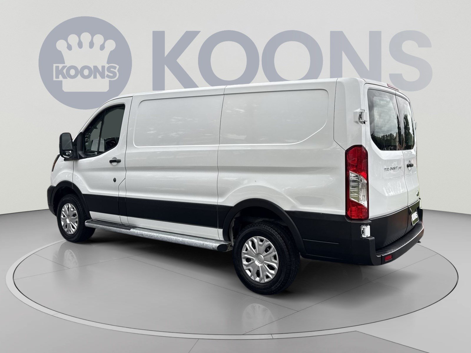 Used 2025 Ford Transit 250 Low Roof w/ Exterior Upgrade Package RWD image 4