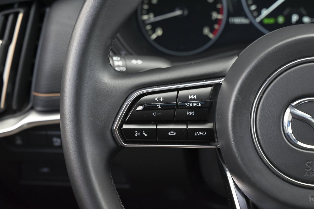 Certified 2025 MAZDA CX-90 3.3 Turbo w/ Preferred Package image 23