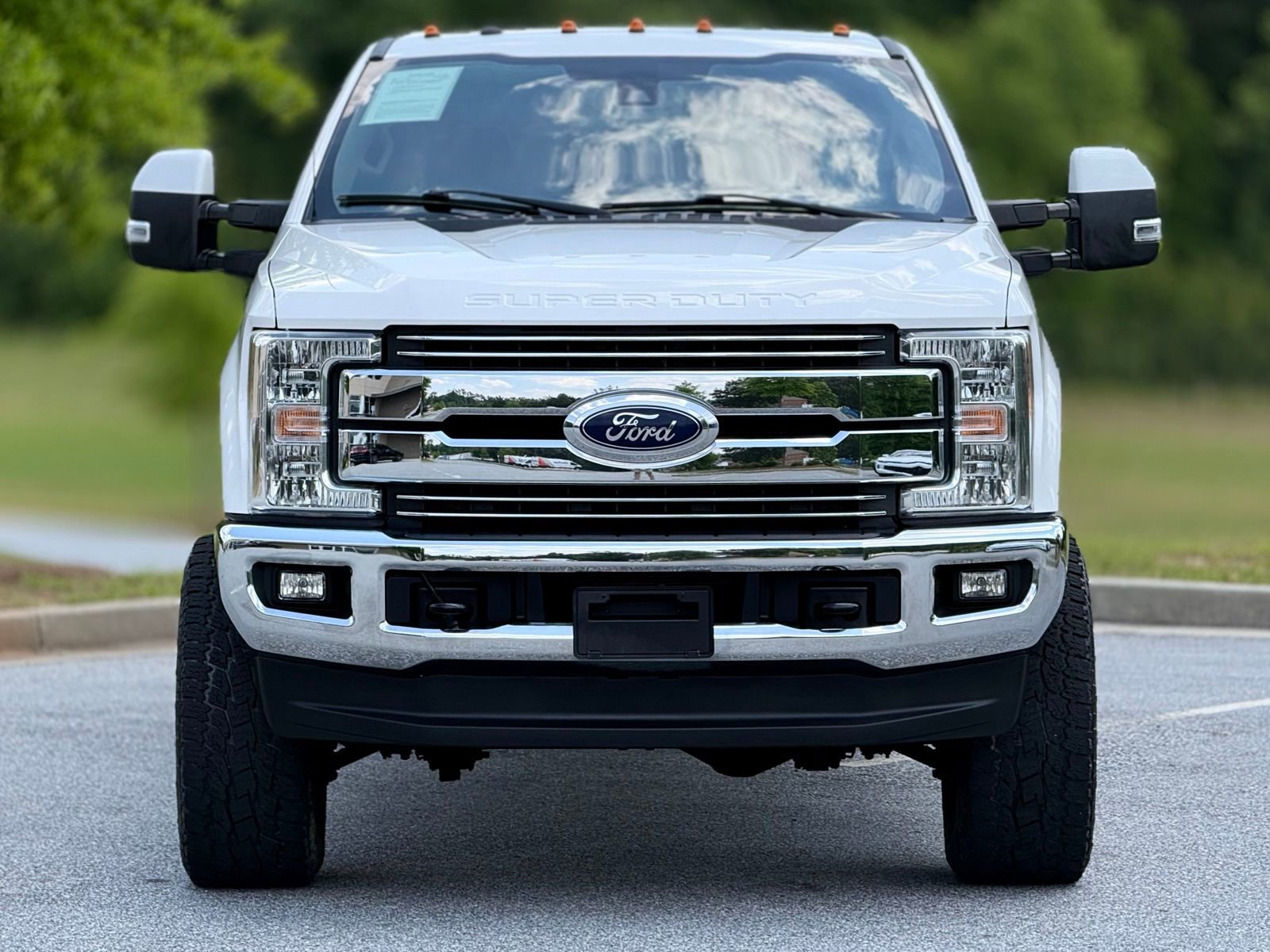 Used 2017 Ford F250 Lariat w/ Lariat Ultimate Package AWD/4WD image 3