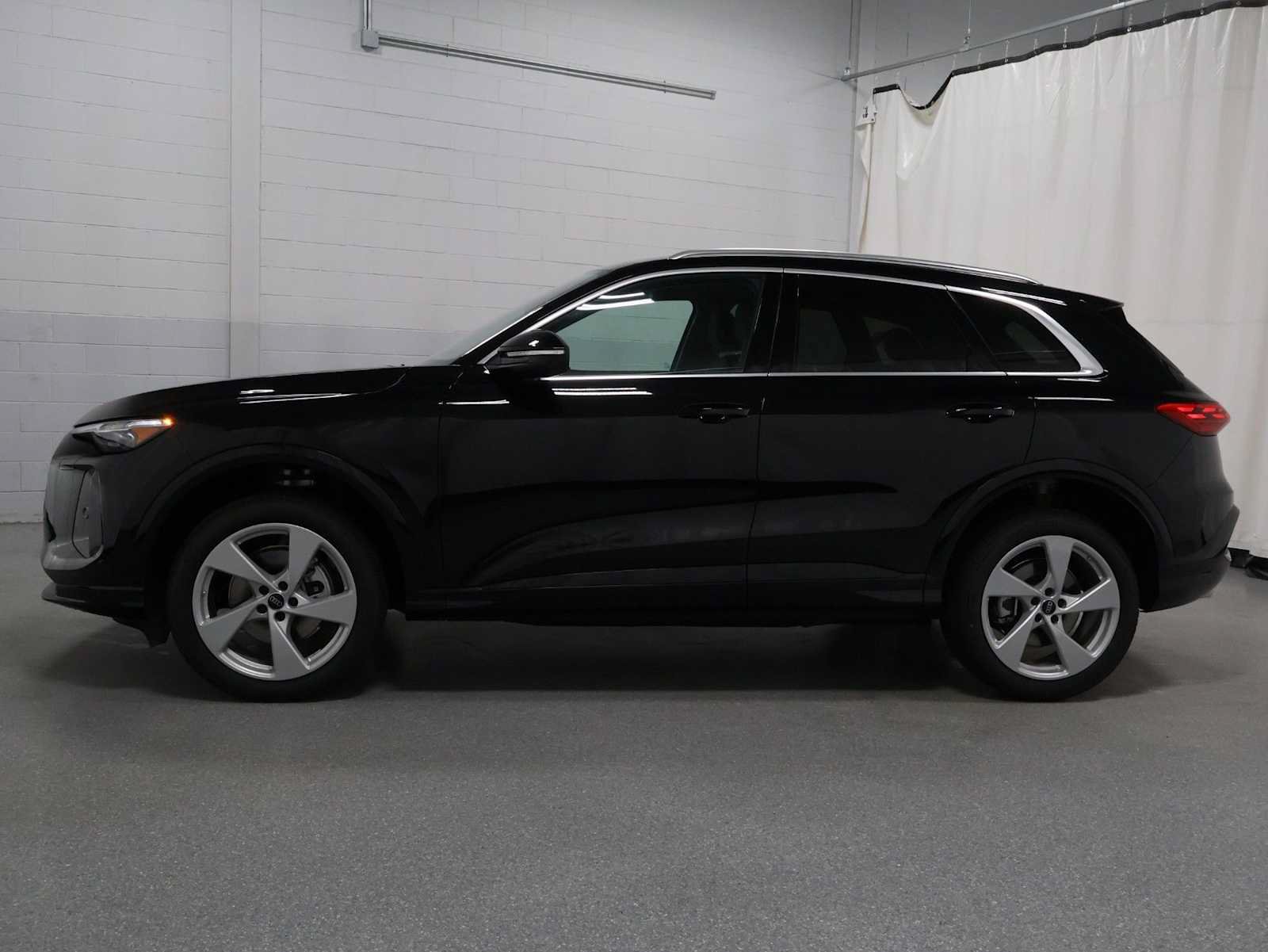 New 2026 Audi Q5 Premium Plus AWD/4WD video 2