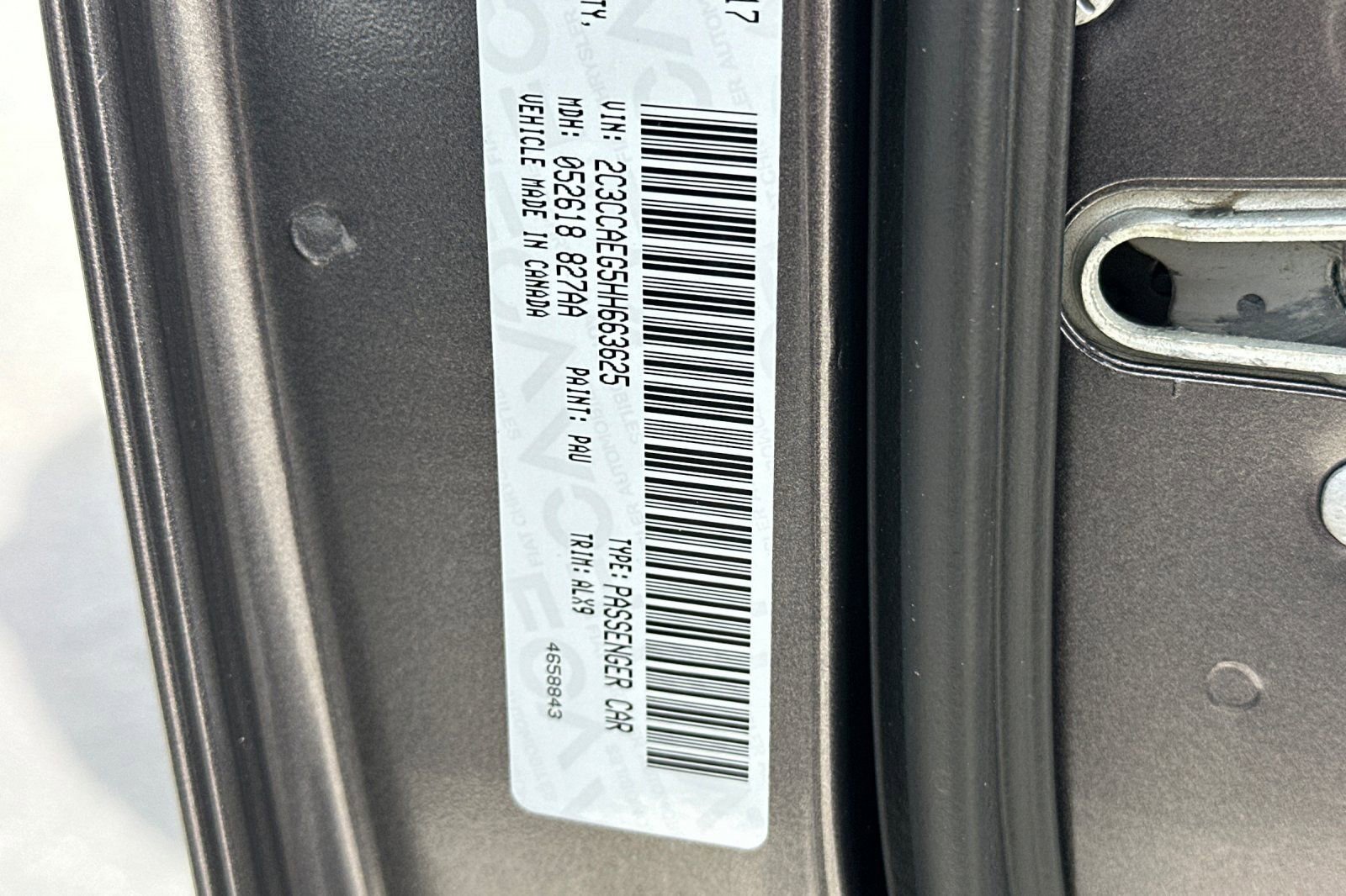 Used 2017 Chrysler 300 C w/ Safetytec Plus Group image 29