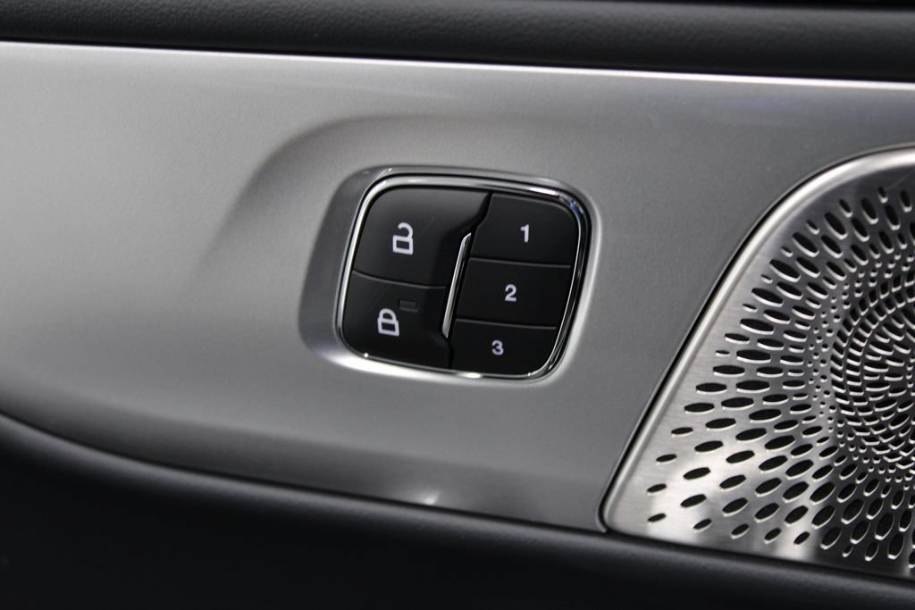 New 2026 Lincoln Nautilus Reserve AWD/4WD image 41