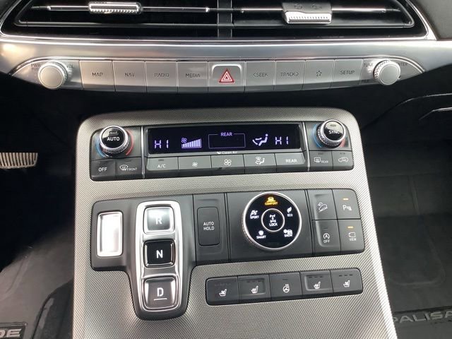 Certified 2022 Hyundai Palisade Calligraphy w/ Winter Package image 34